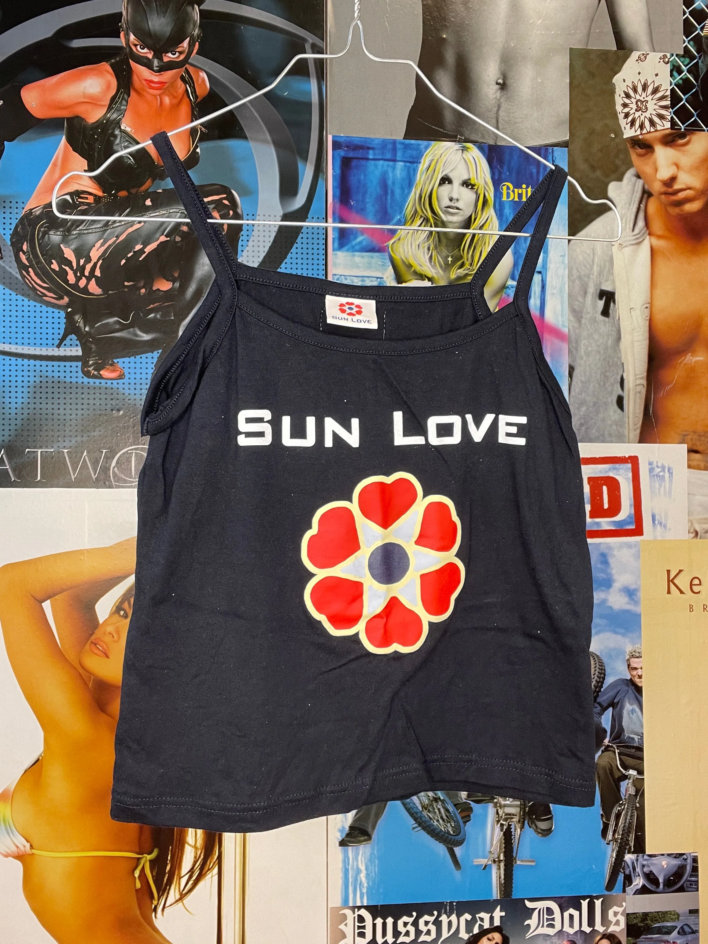 everyday wear cropped graphic printed top