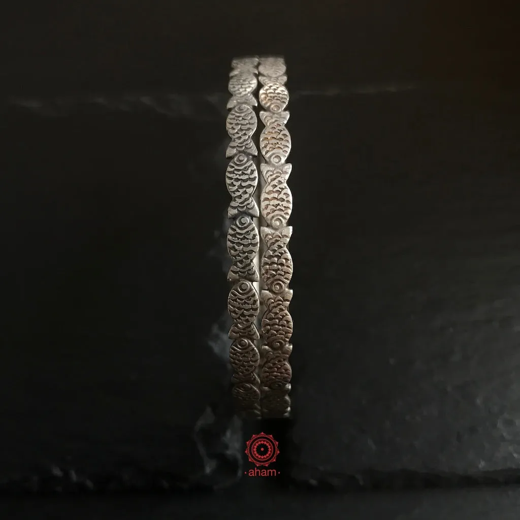 Everyday Wear Fish Bangle (Size: 2.2, 2.4, 2.6, 2.8)