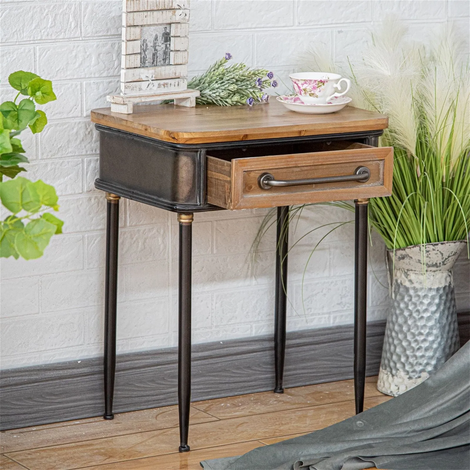 Refino Side Table by Urban Style
