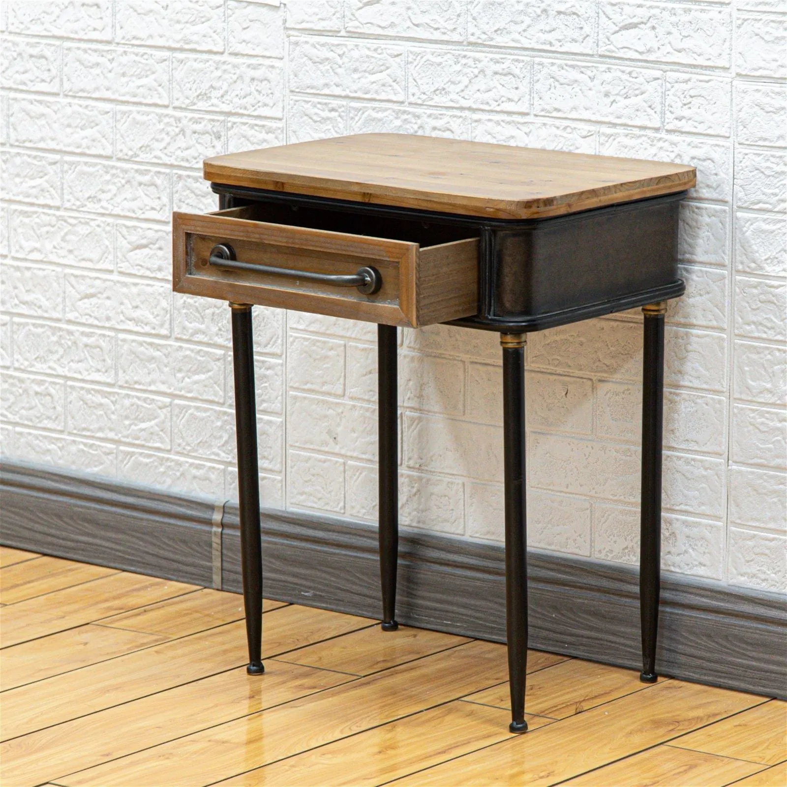Refino Side Table by Urban Style