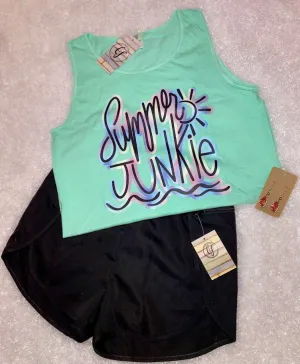 SUMMER JUNKIE